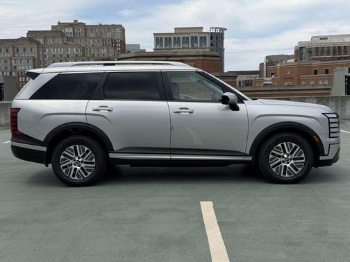 Typhoon Silver Metallic 2026 Hyundai Palisade Hybrid SEL Premium 7P