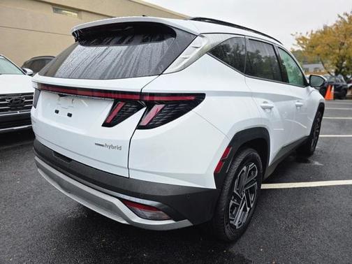 2025 Hyundai TUCSON Hybrid Limited