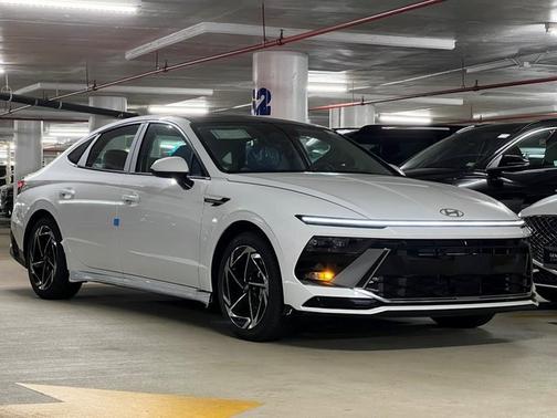 2024 Hyundai SONATA SEL