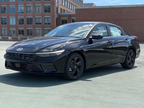 Abyss Black 2026 Hyundai ELANTRA Sport