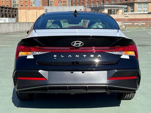 2026 Hyundai ELANTRA Sport