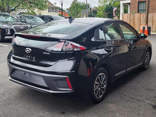 2020 Hyundai IONIQ EV SE