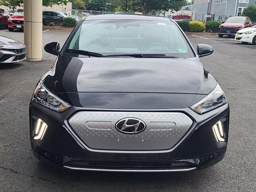 2020 Hyundai IONIQ EV SE