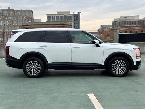 2026 Hyundai PALISADE SE