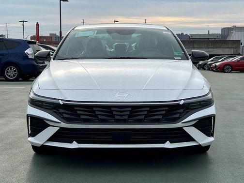 2026 Hyundai ELANTRA Sport