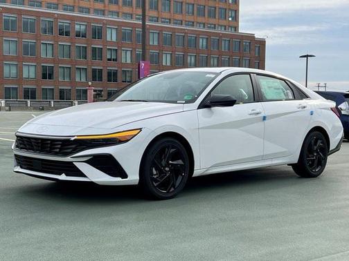 2026 Hyundai ELANTRA Sport