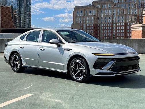 2026 Hyundai SONATA SEL