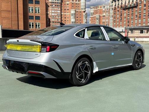 2026 Hyundai SONATA SEL