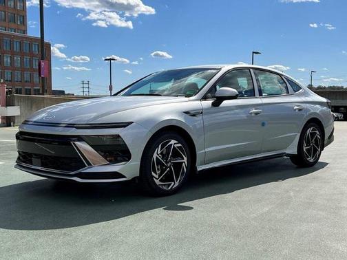 2026 Hyundai SONATA SEL