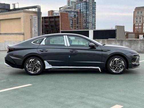 2026 Hyundai SONATA SEL