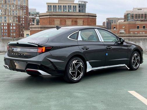 2026 Hyundai SONATA SEL
