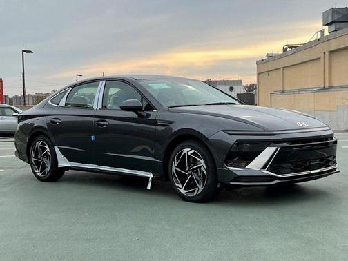 2026 Hyundai SONATA SEL