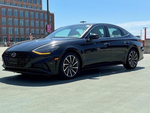 2020 Hyundai SONATA Limited