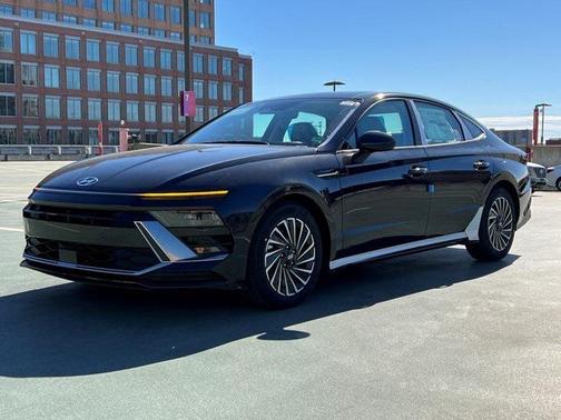 2026 Hyundai SONATA Hybrid SE