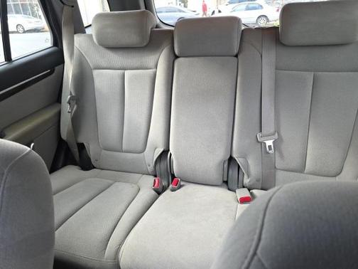 2009 Hyundai SANTA FE SE