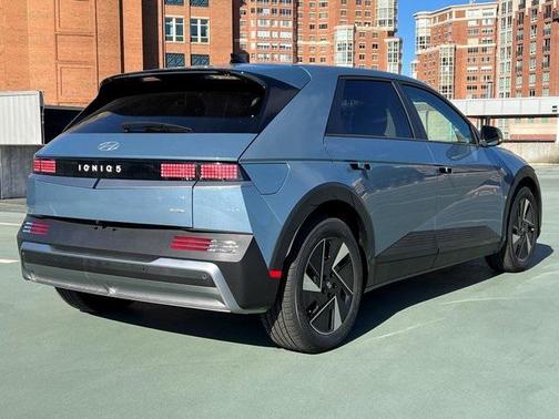 2026 Hyundai IONIQ 5 SEL
