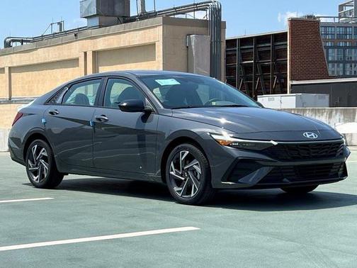 2025 Hyundai ELANTRA Sport