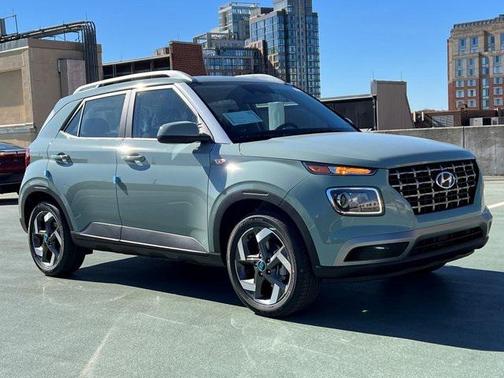 2026 Hyundai VENUE SEL