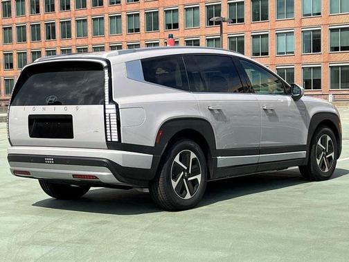 2026 Hyundai IONIQ 9 SE