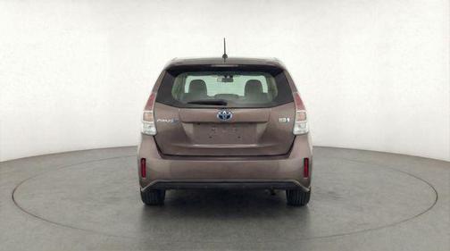 2015 Toyota Prius v Five