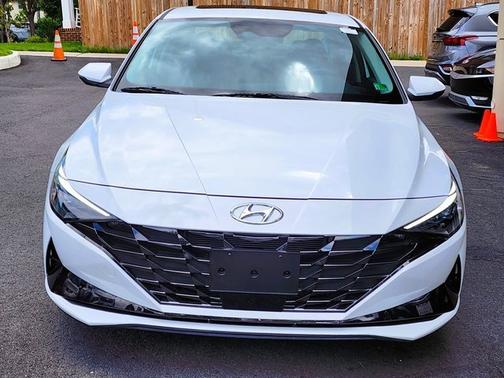 2023 Hyundai ELANTRA HEV Limited