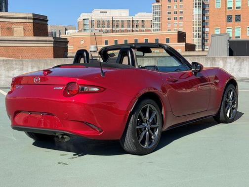 2016 Mazda MX-5 Miata Grand Touring