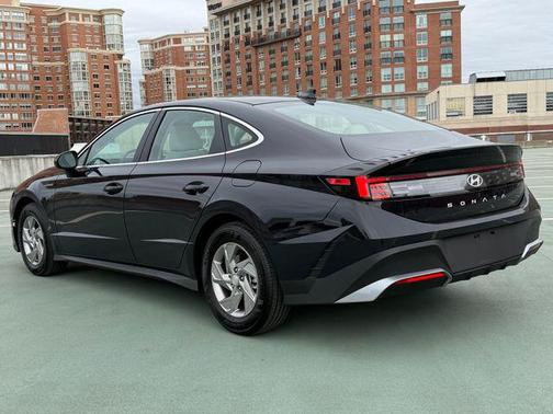 Carbon Blue 2026 Hyundai SONATA SE