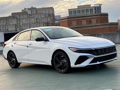 2026 Hyundai ELANTRA Sport