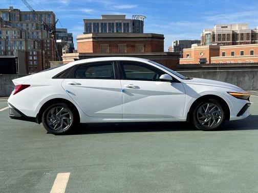 2026 Hyundai ELANTRA HEV Blue