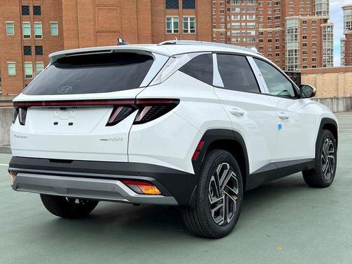 Creamy White Pearl 2026 Hyundai TUCSON Hybrid Limited