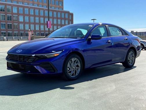 2026 Hyundai ELANTRA HEV Blue