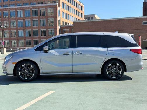 2022 Honda Odyssey Elite