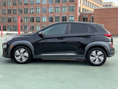 2021 Hyundai KONA EV Limited