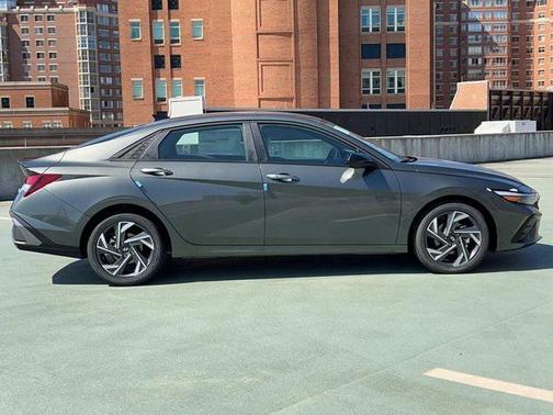2025 Hyundai ELANTRA Sport