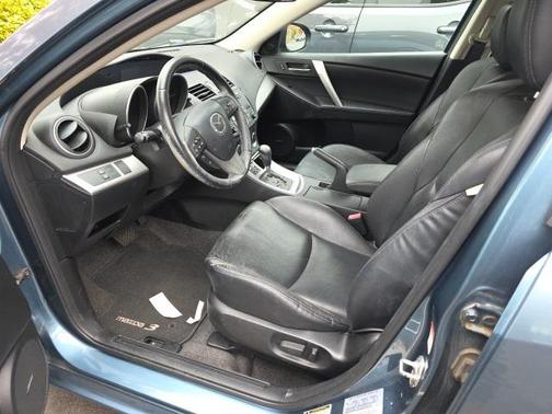 2011 Mazda Mazda3 s Grand Touring