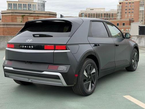 Ecotronic Gray Matte 2026 Hyundai IONIQ 5 SEL