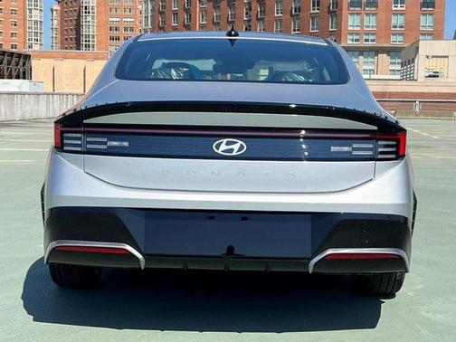 2026 Hyundai SONATA SEL