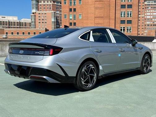 2026 Hyundai SONATA SEL