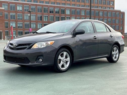 2011 Toyota Corolla LE
