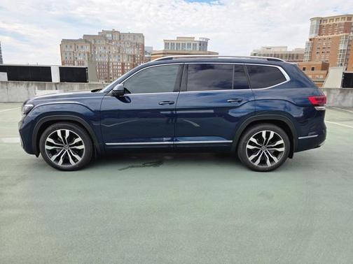 2022 Volkswagen Atlas 3.6L SEL Premium