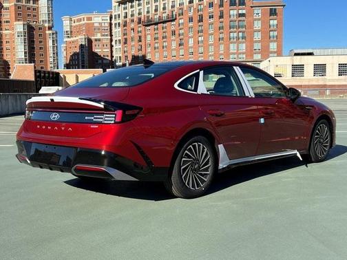 2026 Hyundai SONATA Hybrid SE
