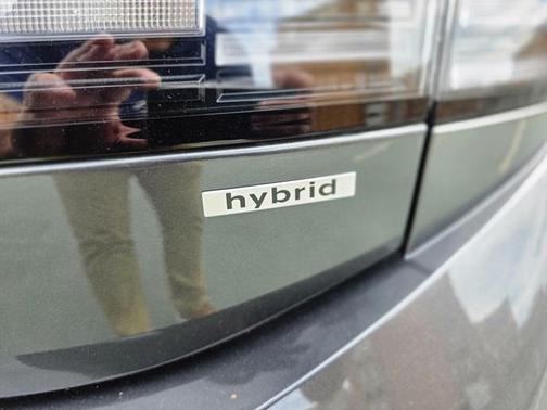 2025 Hyundai SONATA Hybrid SE