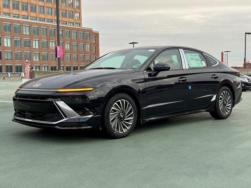 2026 Hyundai SONATA Hybrid SE