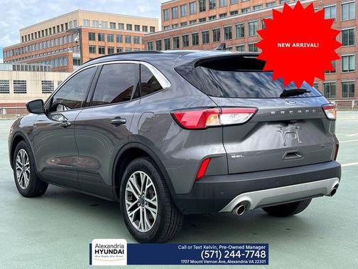 2022 Ford Escape SEL