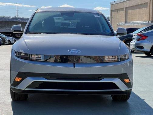 2026 Hyundai IONIQ 5 SE Standard Range