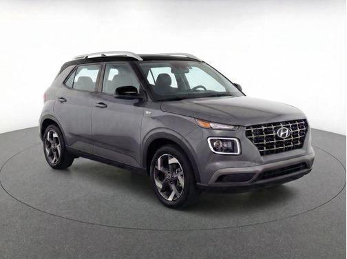 2026 Hyundai VENUE SEL w/Two-Tone Roof