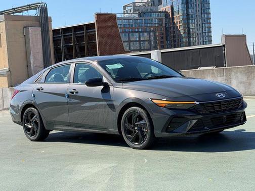 Ecotronic Gray Pearl 2026 Hyundai ELANTRA HEV SEL Sport