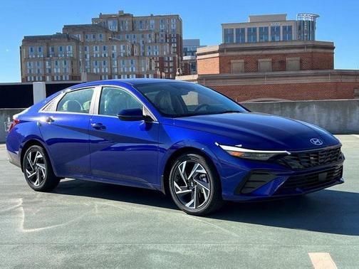 2026 Hyundai ELANTRA Limited