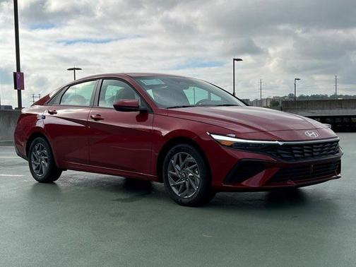 2025 Hyundai ELANTRA HEV Blue