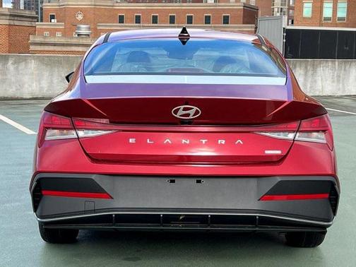 2025 Hyundai ELANTRA HEV Blue